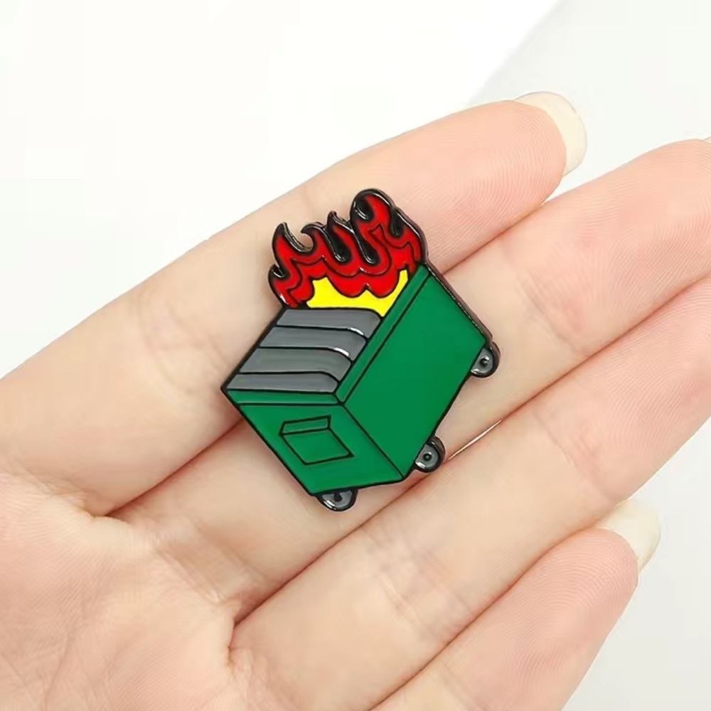 DUMPSTER FIRE | Enamel Pin (Brand New!) 💘